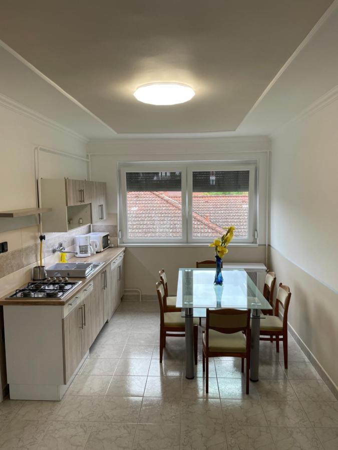 Pingvin Cukraszda Apartman Felso Szint Balatonmáriafürdő Eksteriør billede