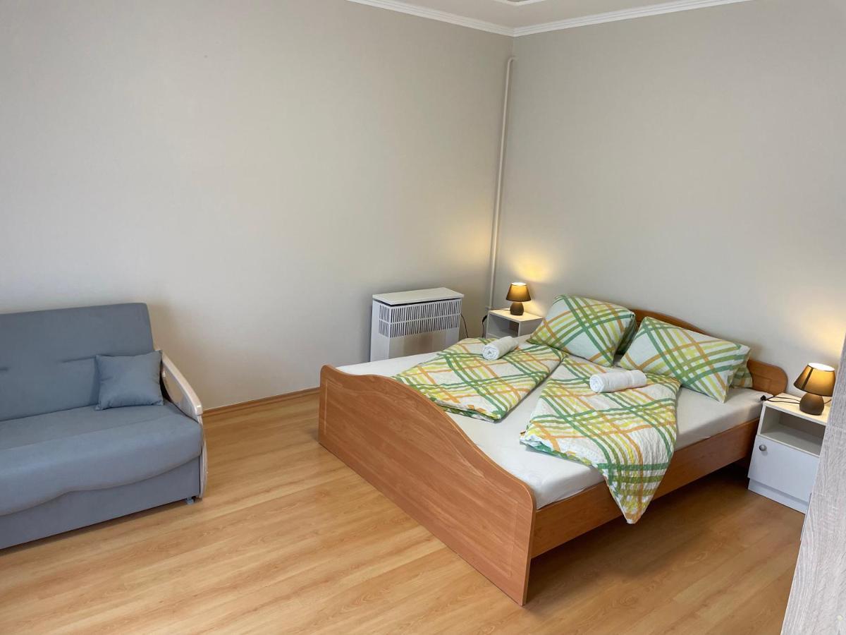 Pingvin Cukraszda Apartman Felso Szint Balatonmáriafürdő Eksteriør billede