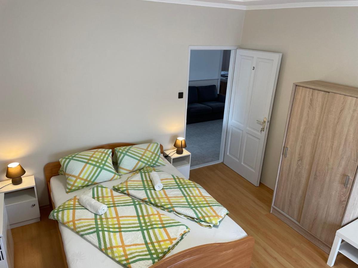 Pingvin Cukraszda Apartman Felso Szint Balatonmáriafürdő Eksteriør billede